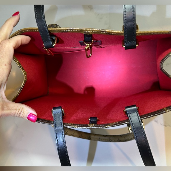 Louis Vuitton On The Go Reverse Monogram - MM - Picture 8 of 13